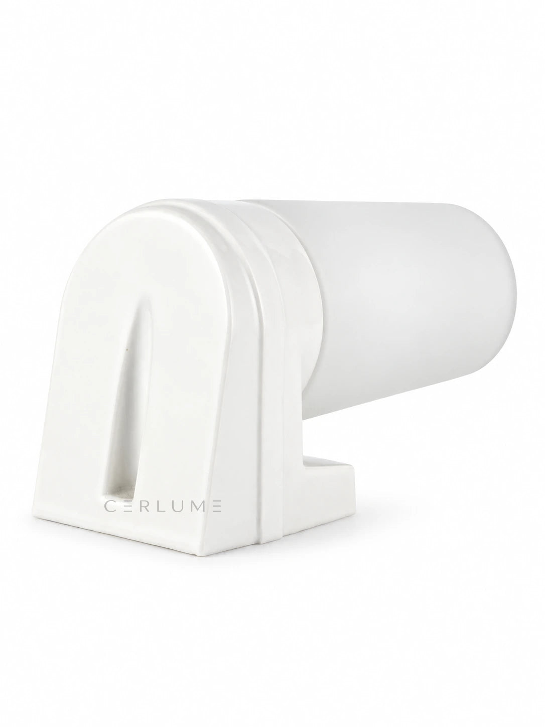 Long-shade ceramic sauna wall light