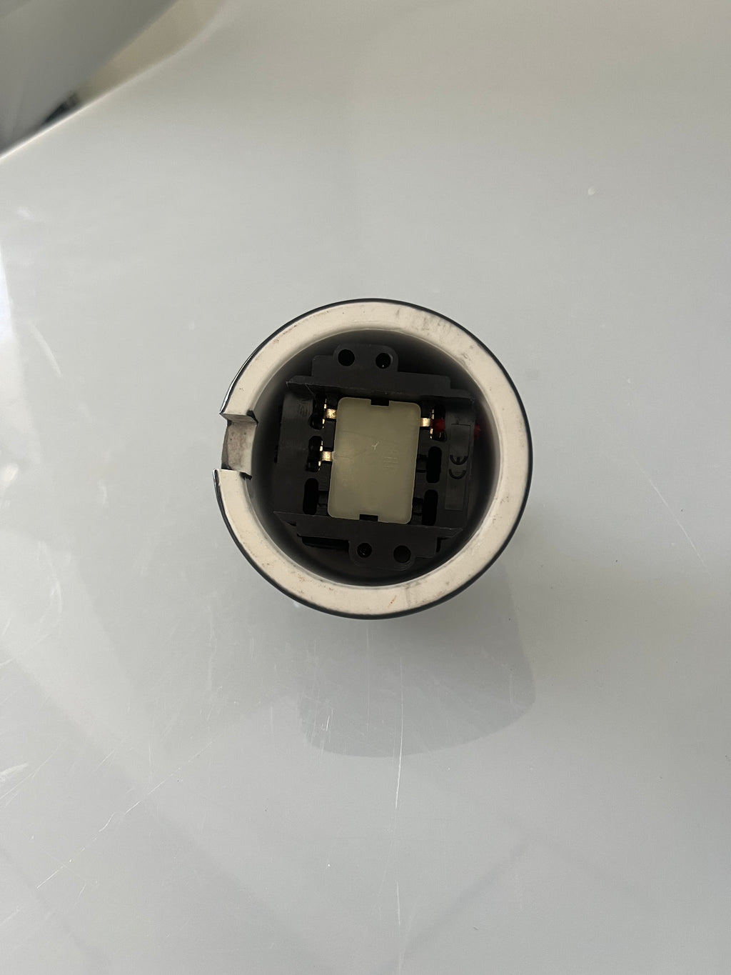 CERLUME Surface-Mounted Ceramic Rotary Switch, One-Two-Way – Black