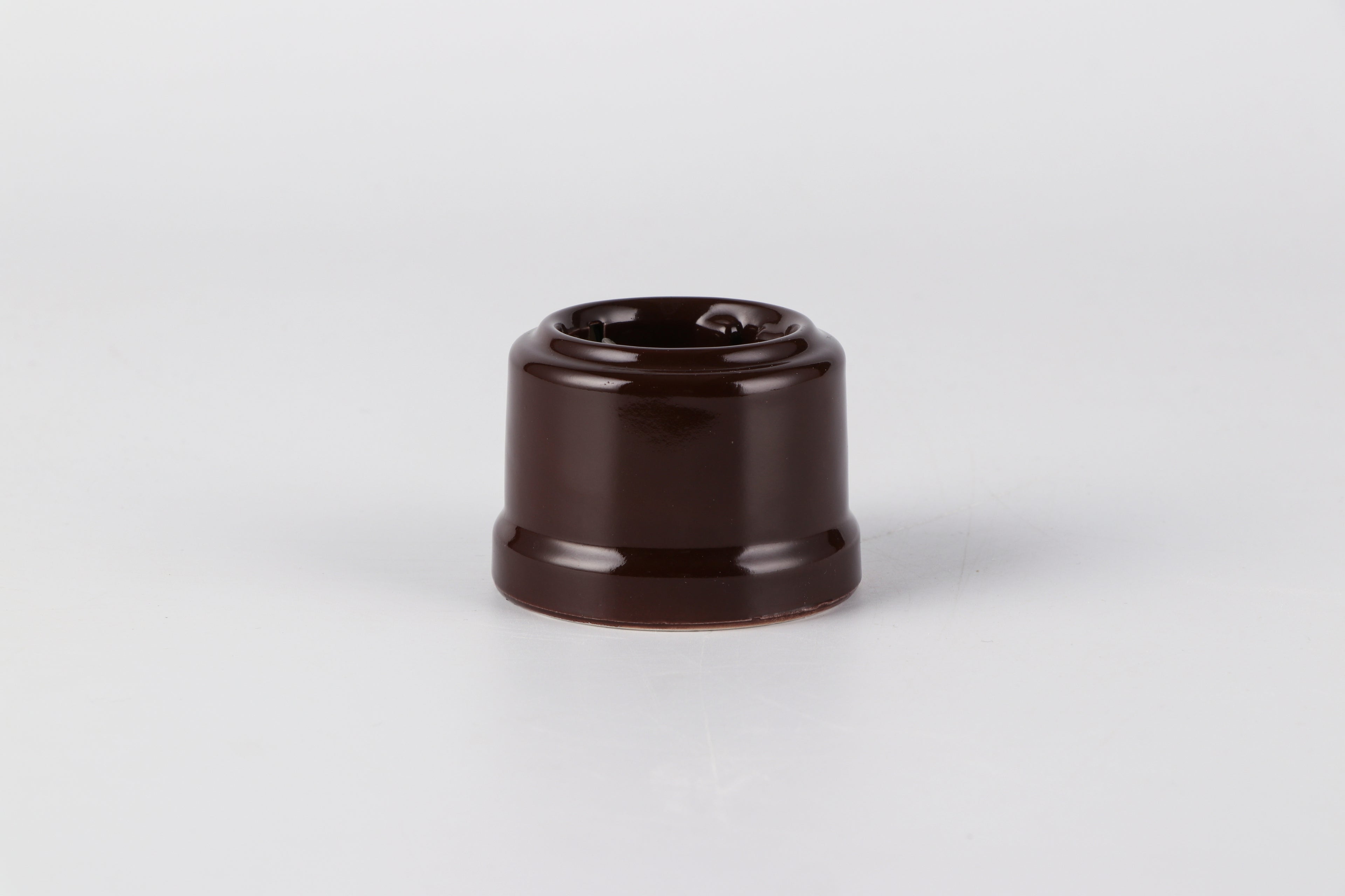 CERLUME Surface-Mounted Ceramic Schuko Socket, With Safety Shutters – Brown