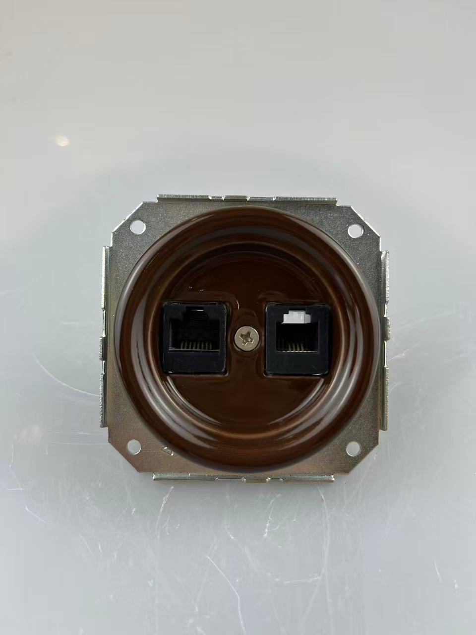 CERLUME Flush-Mounted Ceramic Data/Telephone Socket, WAN+LINE