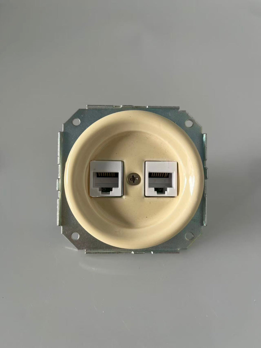 CERLUME Flush-Mounted Ceramic Data/Telephone Socket, WAN+LINE