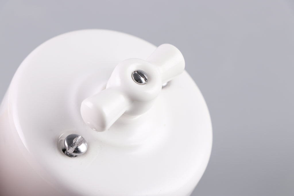 CERLUME Surface-Mounted Ceramic Intermediate Rotary Switch – White
