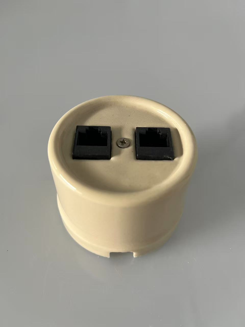 CERLUME Surface-Mounted Ceramic Data/Telephone Socket, WAN+LINE
